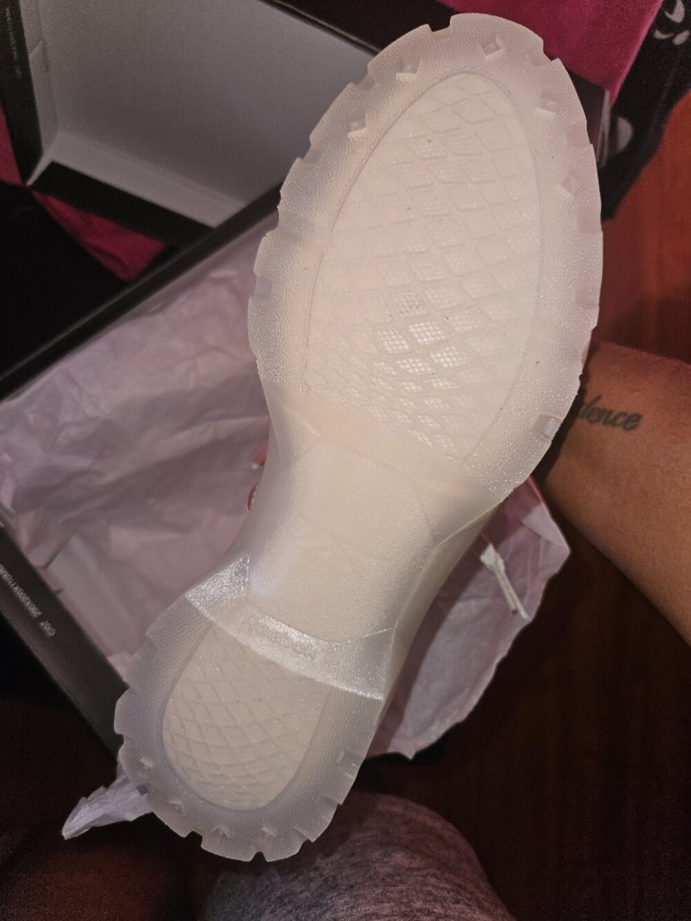 Brand New Cardi B Reebok - Picture 6 of 6